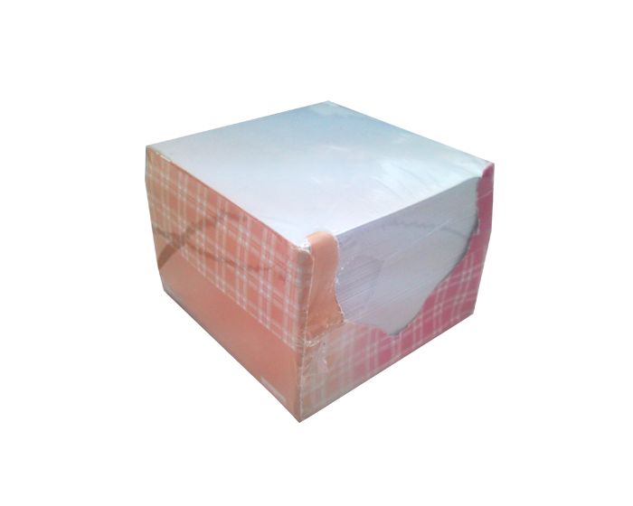 BLOC CUBE BLANC AVEC SOCLE EN CARTON
